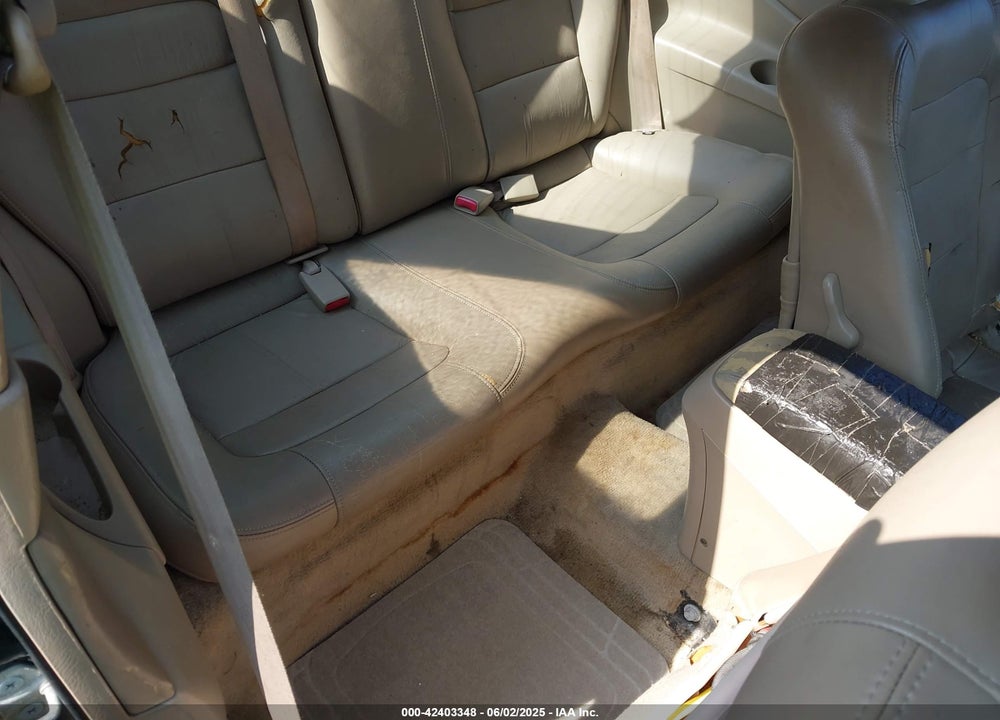 2001 HONDA ACCORD 2.3 EX VIN: 1HGCG32521A024011