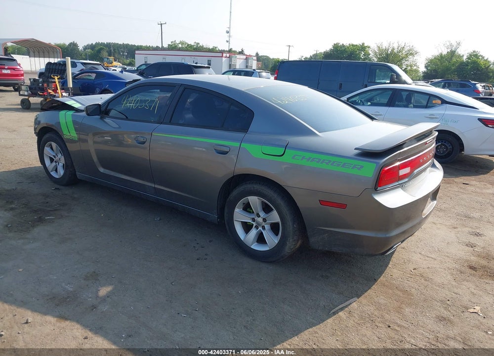 2011 DODGE CHARGER VIN: 2B3CL3CG5BH588590
