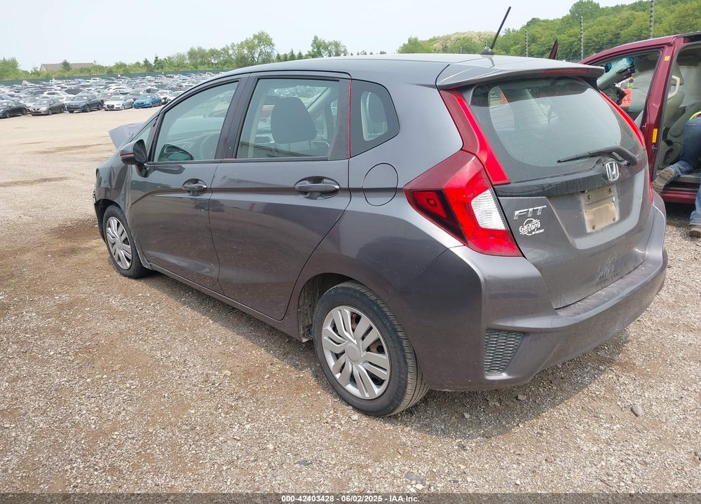 2015 HONDA FIT VIN: 3HGGK5H58FM779256