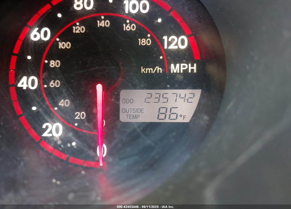 2005 TOYOTA MATRIX VIN: 2T1KR32EX5C495636