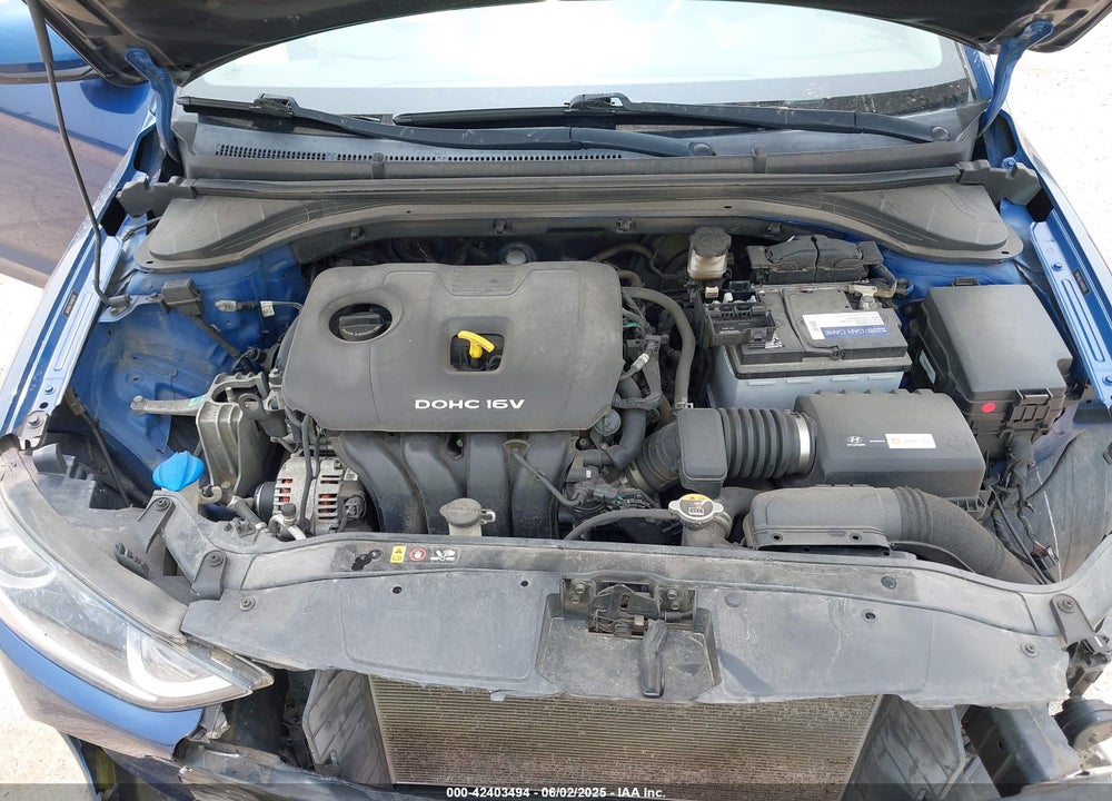 2017 HYUNDAI ELANTRA VIN: 5NPD84LF7HH081076