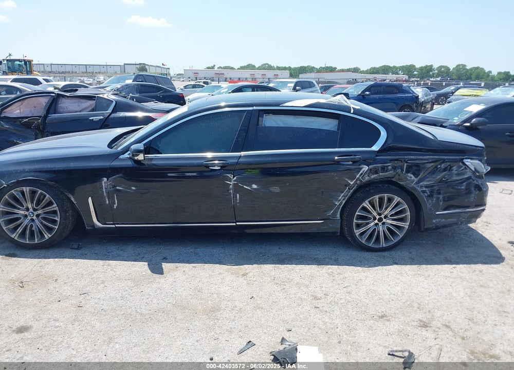 2021 BMW 7 SERIES VIN: WBA7U2C05MCF83437