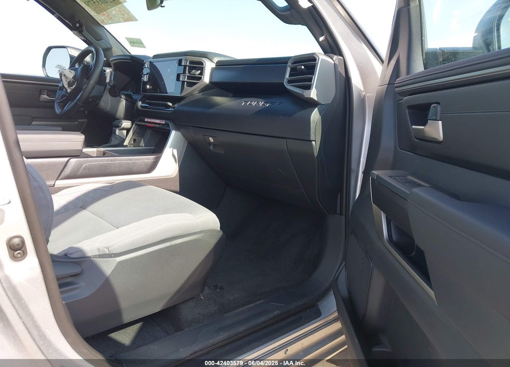 2025 TOYOTA TUNDRA SR5 4WD VIN: 5TFLA5DB5SX297358