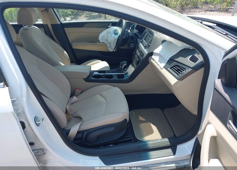 2015 HYUNDAI SONATA VIN: 5NPE34AFXFH032702
