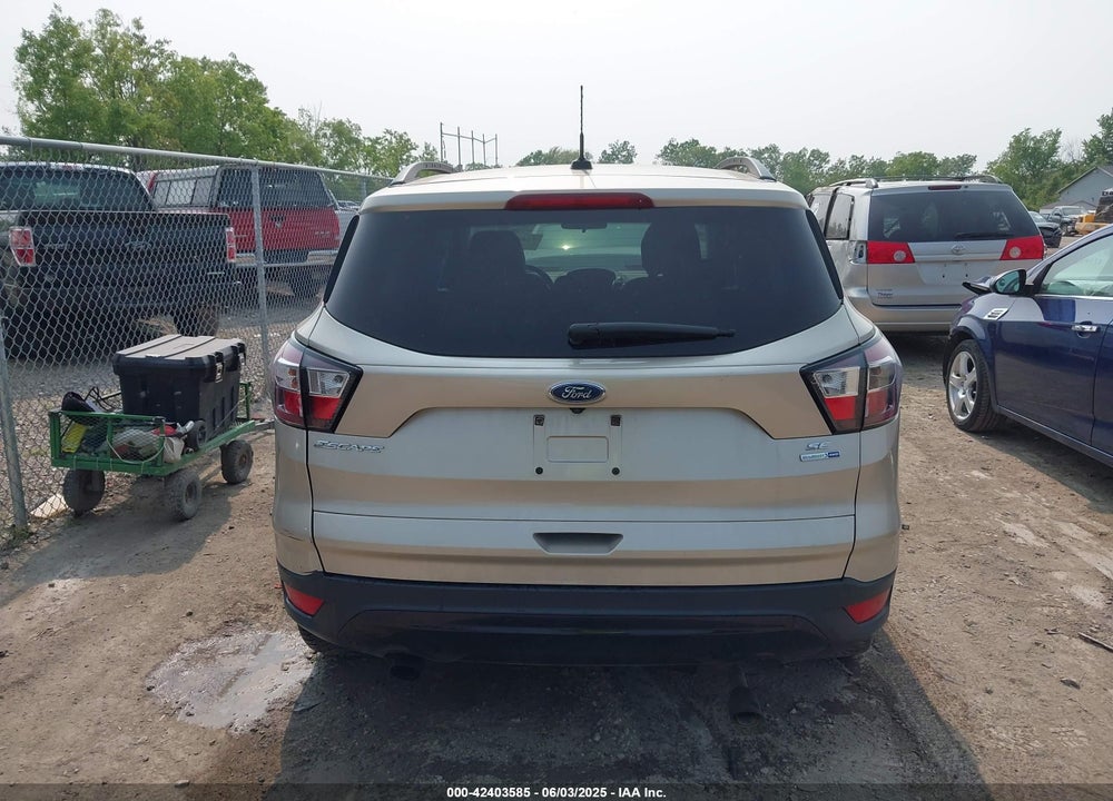 2017 FORD ESCAPE SE VIN: 1FMCU9GD1HUC45792