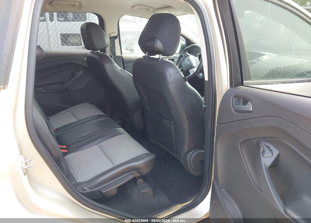 2017 FORD ESCAPE SE VIN: 1FMCU9GD1HUC45792