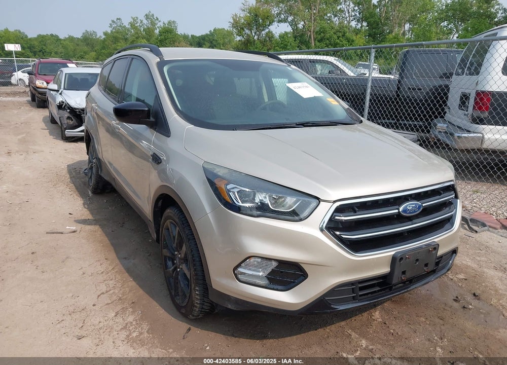 2017 FORD ESCAPE SE VIN: 1FMCU9GD1HUC45792