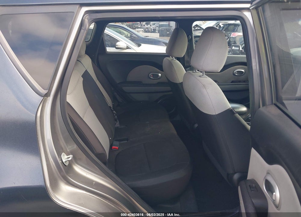 2015 KIA SOUL VIN: KNDJN2A23F7212523