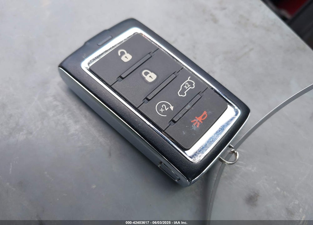 2021 JEEP GRAND CHEROKEE L VIN: 1C4RJKBG0M8110273