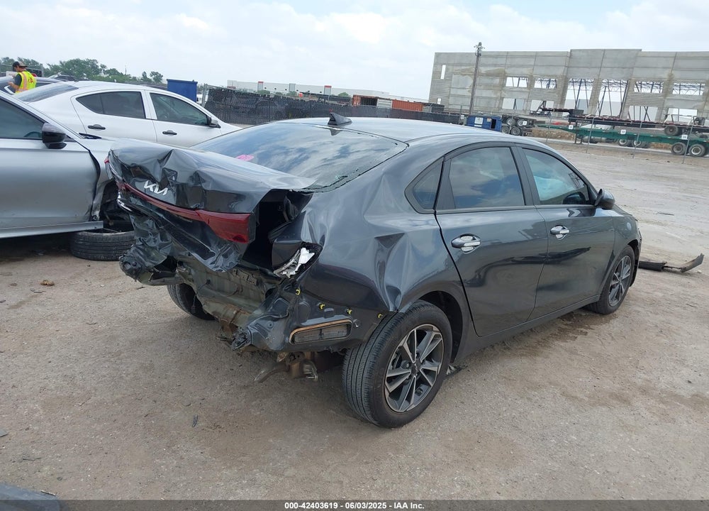 2024 KIA FORTE VIN: 3KPF24AD9RE796071