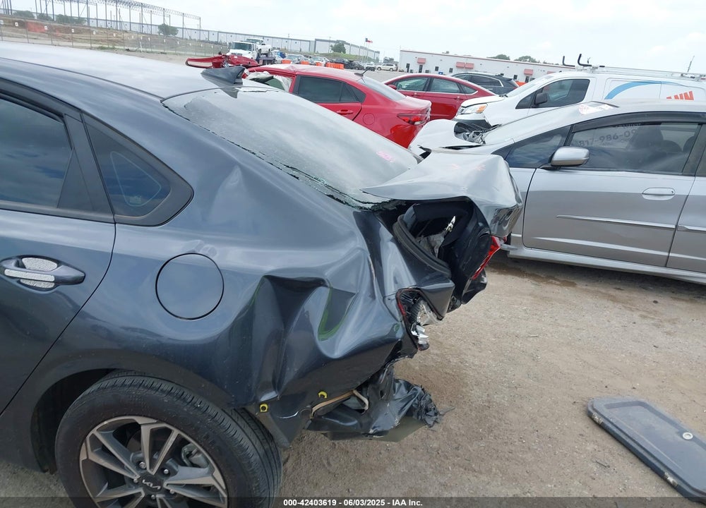 2024 KIA FORTE VIN: 3KPF24AD9RE796071