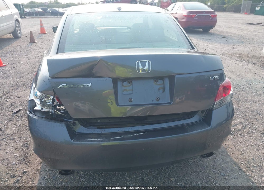 2010 HONDA ACCORD VIN: 1HGCP3F8XAA028599