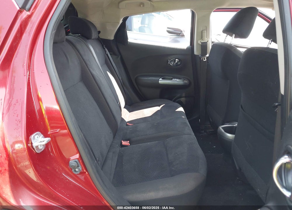 2014 NISSAN JUKE VIN: JN8AF5MR2ET452681