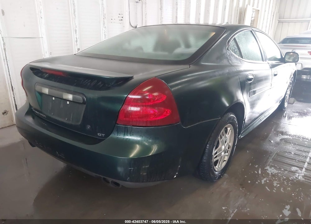 2004 PONTIAC GRAND PRIX GT1 VIN: 2G2WP522841121567