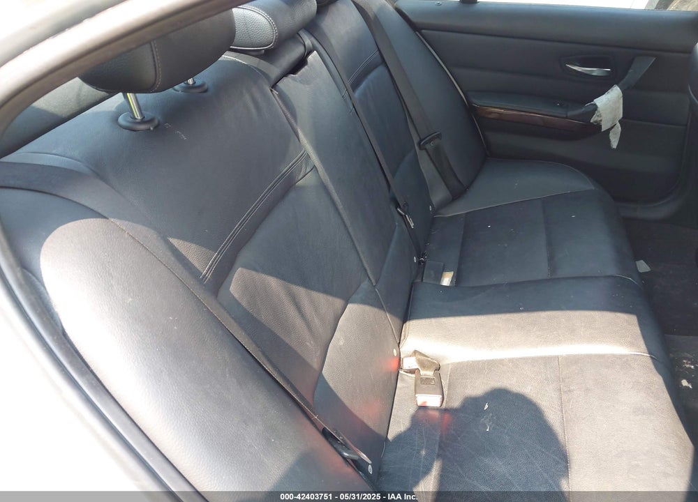2011 BMW 328I VIN: WBAPH7G57BNN06011