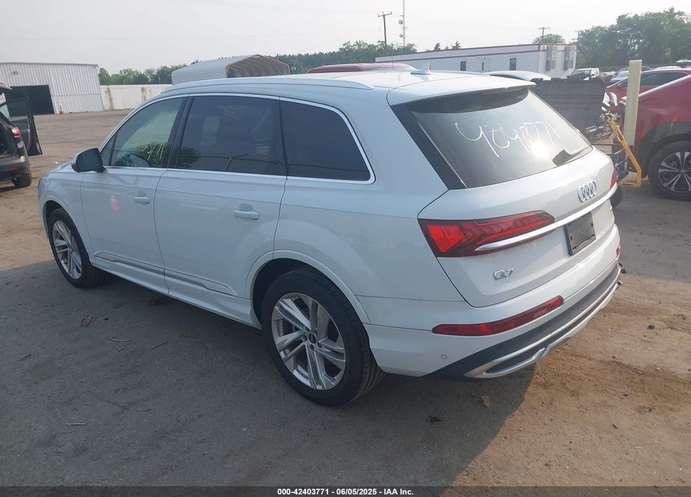 2022 AUDI Q7 VIN: WA1LJBF70ND014081
