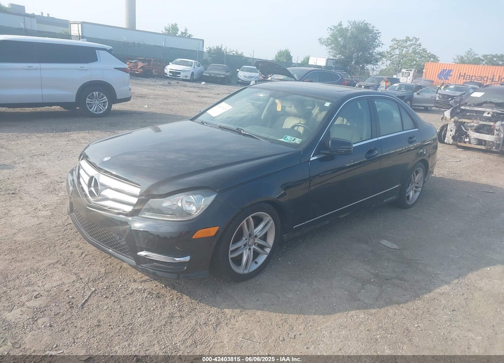 2013 MERCEDES-BENZ C 300 LUXURY 4MATIC/SPORT 4MATIC VIN: WDDGF8AB7DR287761