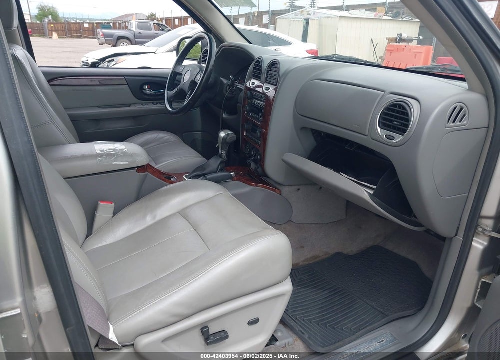 2006 GMC ENVOY VIN: 1GKDT13S662317827