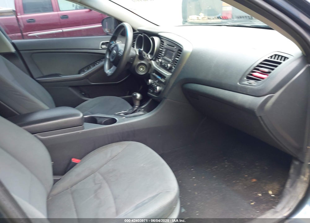 2015 KIA OPTIMA VIN: KNAGM4A70F5543976