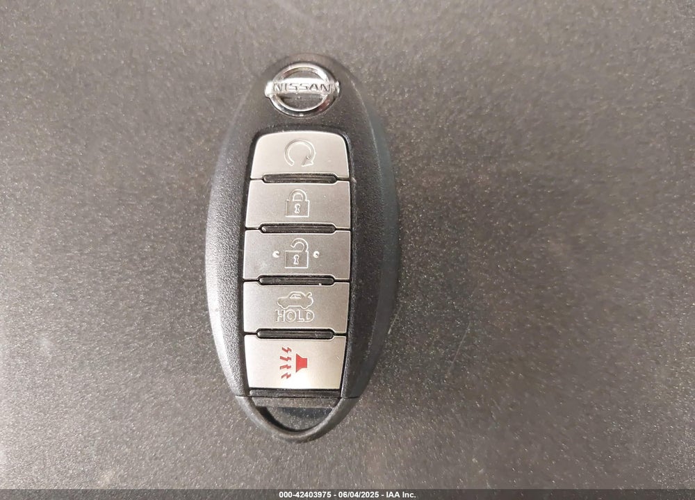 2017 NISSAN MAXIMA VIN: 1N4AA6AP9HC448463