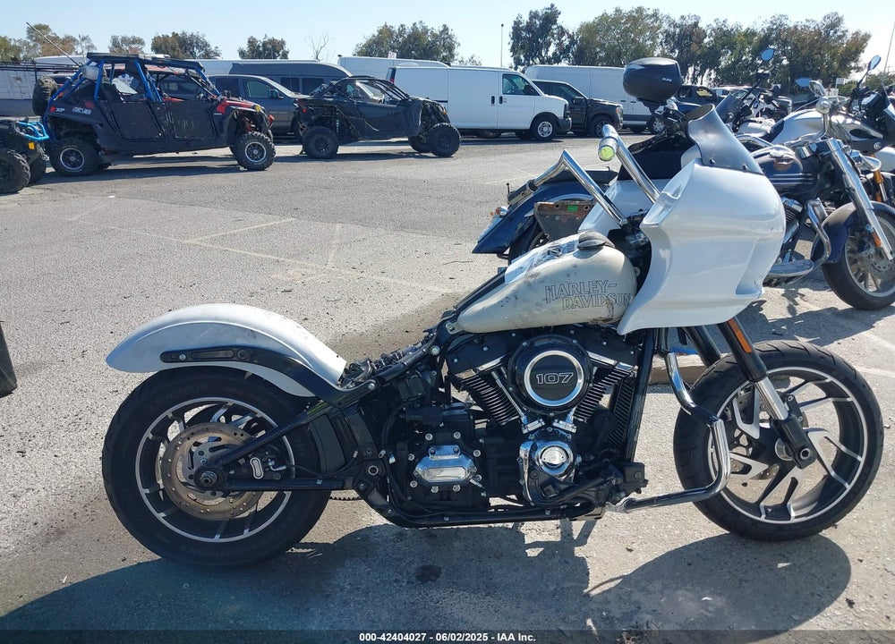 2021 HARLEY-DAVIDSON FLSB VIN: 1HD1YMJ23MB022099
