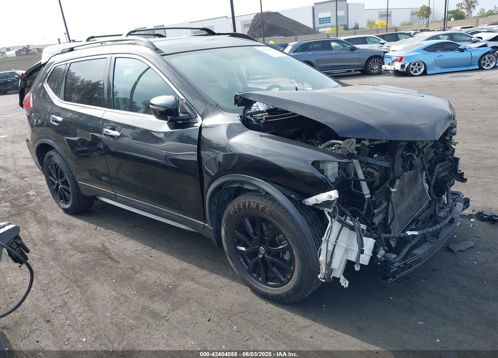 2018 NISSAN ROGUE SV VIN: 5N1AT2MT9JC737821
