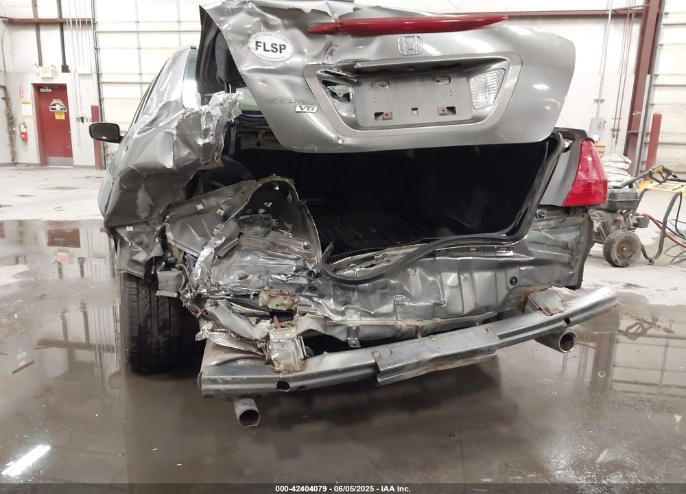 2006 HONDA ACCORD 3.0 EX VIN: 1HGCM66516A044200