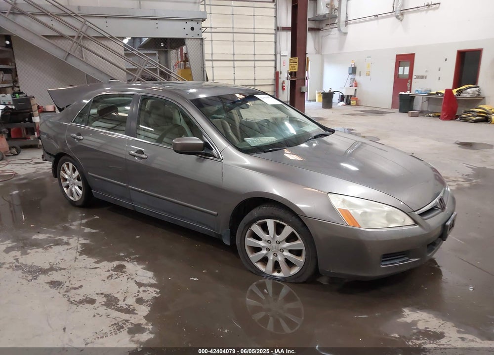 2006 HONDA ACCORD 3.0 EX VIN: 1HGCM66516A044200