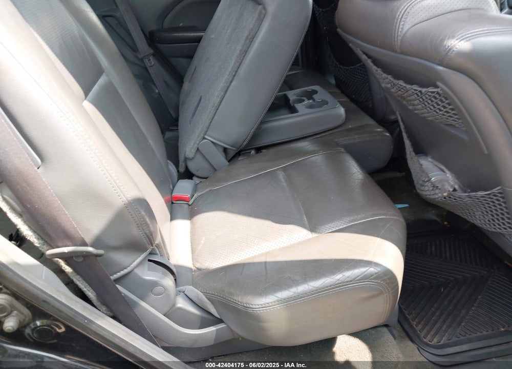 2005 HONDA PILOT EX-L VIN: 2HKYF18515H509497