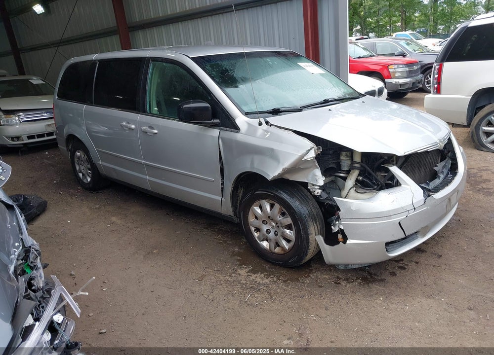 2009 CHRYSLER TOWN & COUNTRY LX VIN: 2A8HR44E59R570092