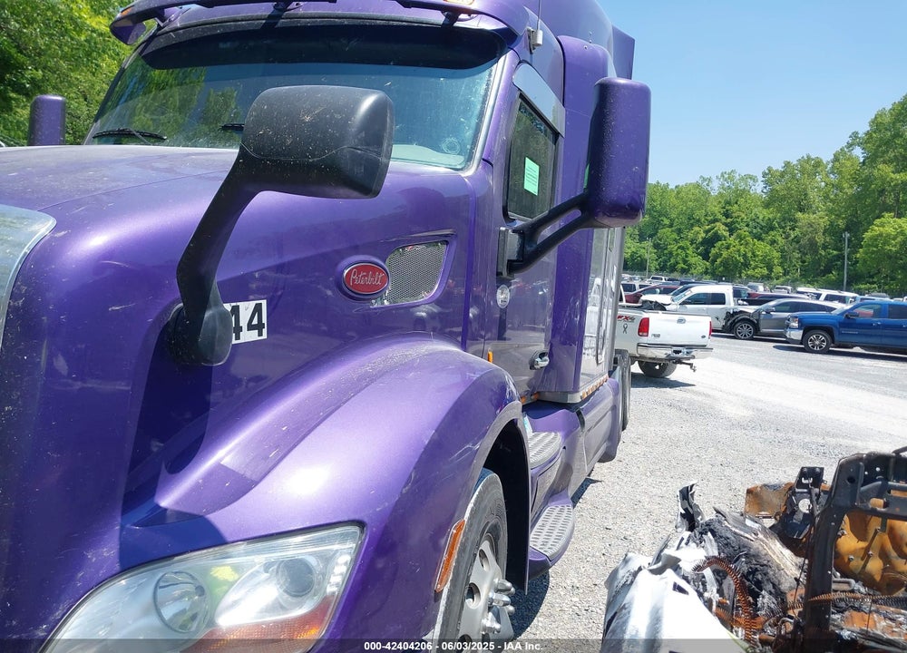2019 PETERBILT 579 VIN: 1XPBDP9X5KD364236