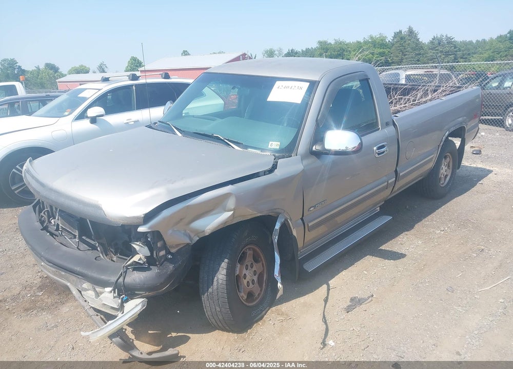 2000 CHEVROLET SILVERADO 1500 LS VIN: 1GCEK14T4YE213610