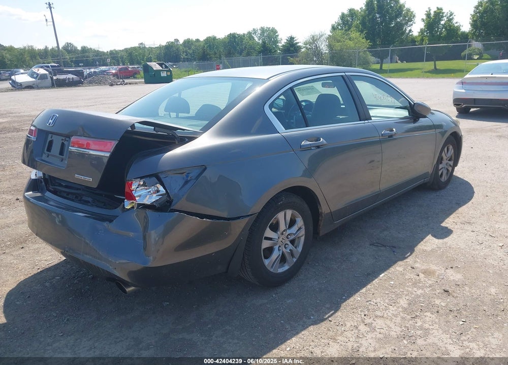 2011 HONDA ACCORD VIN: 1HGCP2F65BA135828