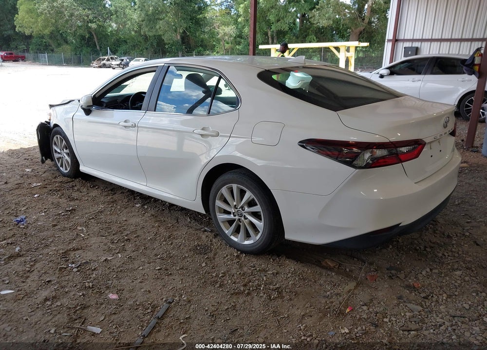 2021 TOYOTA CAMRY VIN: 4T1C11AK3MU457198