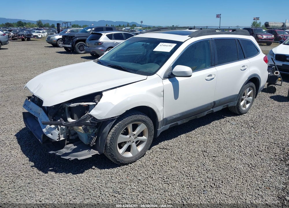 2014 SUBARU OUTBACK VIN: 4S4BRBLC8E3292014