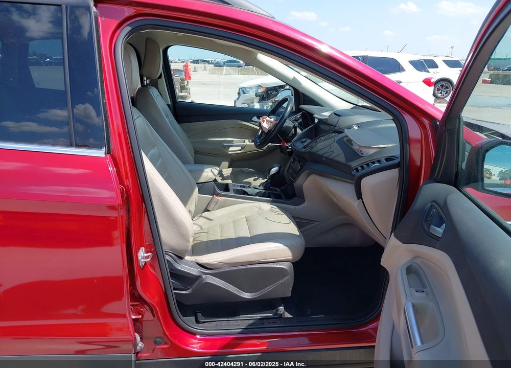 2018 FORD ESCAPE VIN: 1FMCU0HD1JUD00600