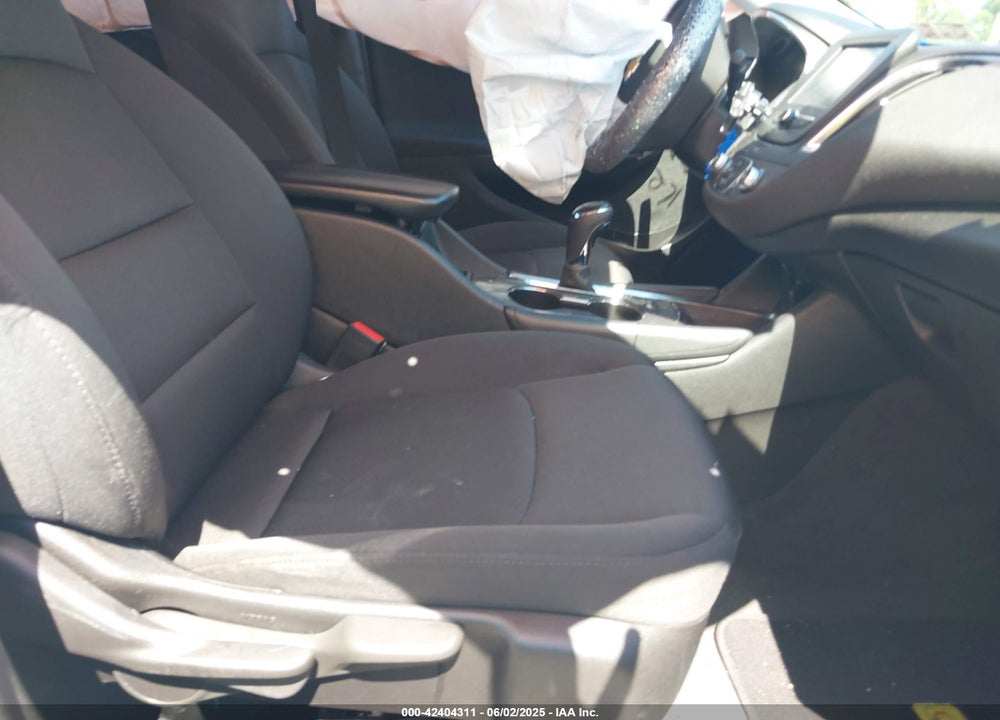 2018 CHEVROLET MALIBU VIN: 1G1ZD5ST7JF266400