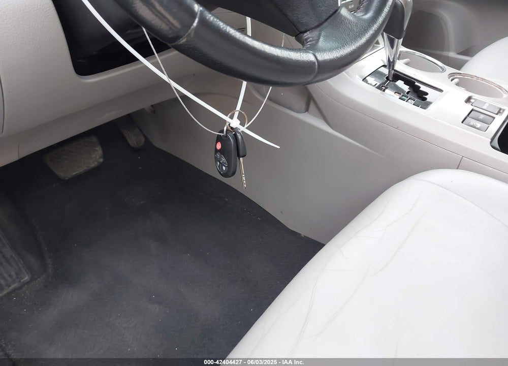 2011 TOYOTA HIGHLANDER VIN: 5TDBK3EH5BS074114