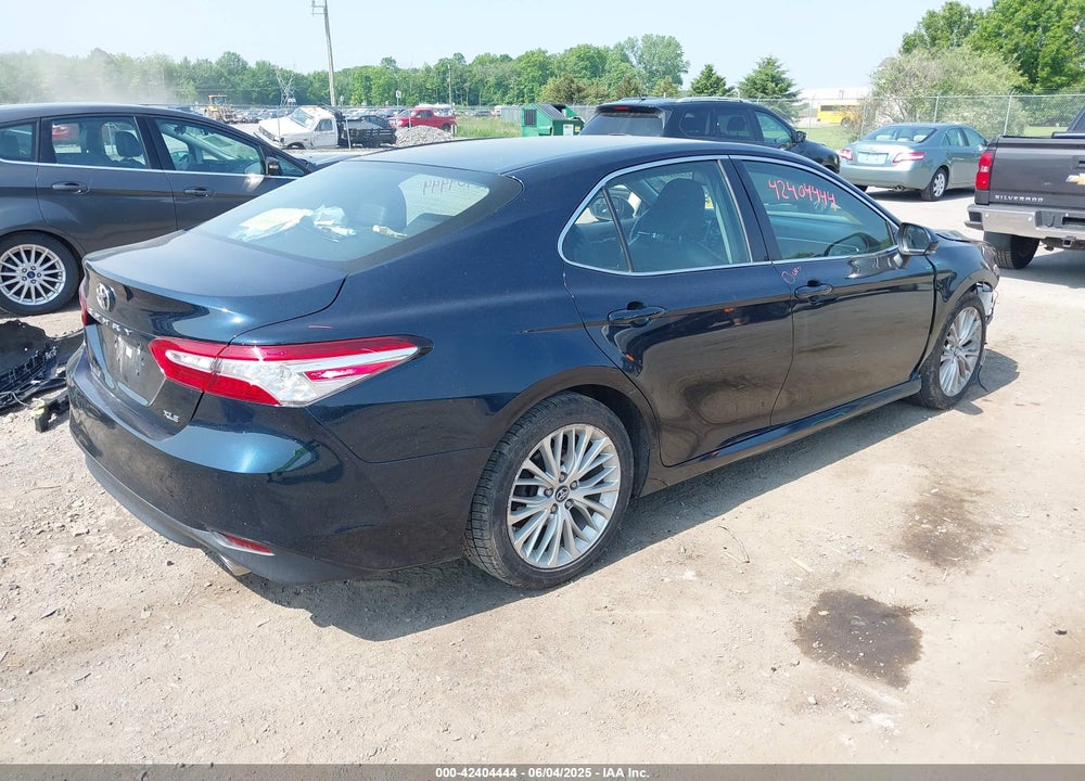 2018 TOYOTA CAMRY VIN: 4T1B11HK4JU511167