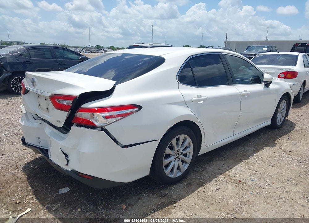 2018 TOYOTA CAMRY VIN: JTNB11HK8J3013351