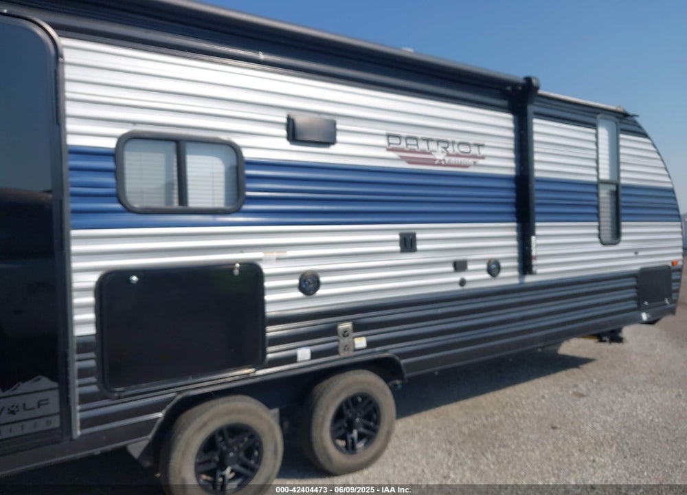 2022 FOREST RIVER CHEROKEE PATRIOT 23MK TRAVEL TRAILER VIN: 4X4TCKY28NK081518