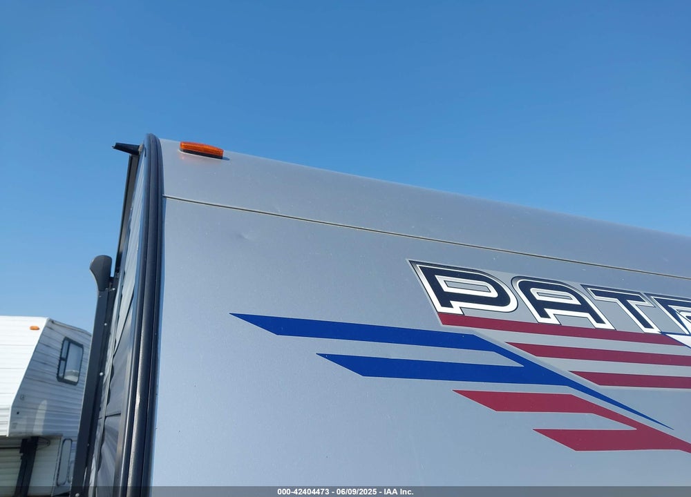 2022 FOREST RIVER CHEROKEE PATRIOT 23MK TRAVEL TRAILER VIN: 4X4TCKY28NK081518