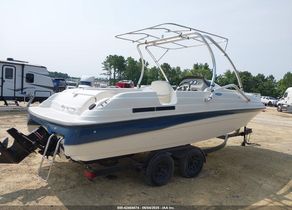 2000 BAYLINER FIBERGLASS VIN: BLNA32GHF001