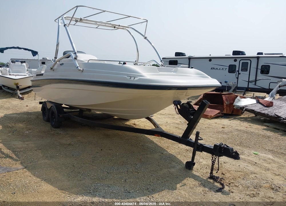 2000 BAYLINER FIBERGLASS VIN: BLNA32GHF001