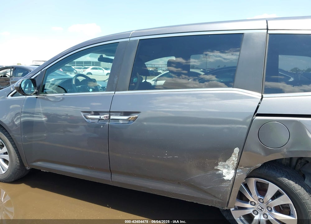 2016 HONDA ODYSSEY SE VIN: 5FNRL5H33GB158631