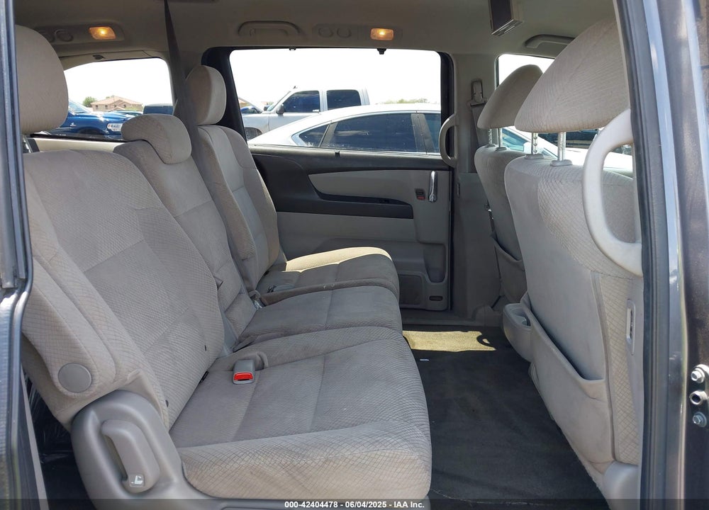 2016 HONDA ODYSSEY SE VIN: 5FNRL5H33GB158631