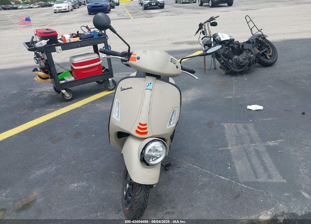 2024 VESPA GTS/SEI GIORNI 300 VIN: ZAPMD39M8R5400285