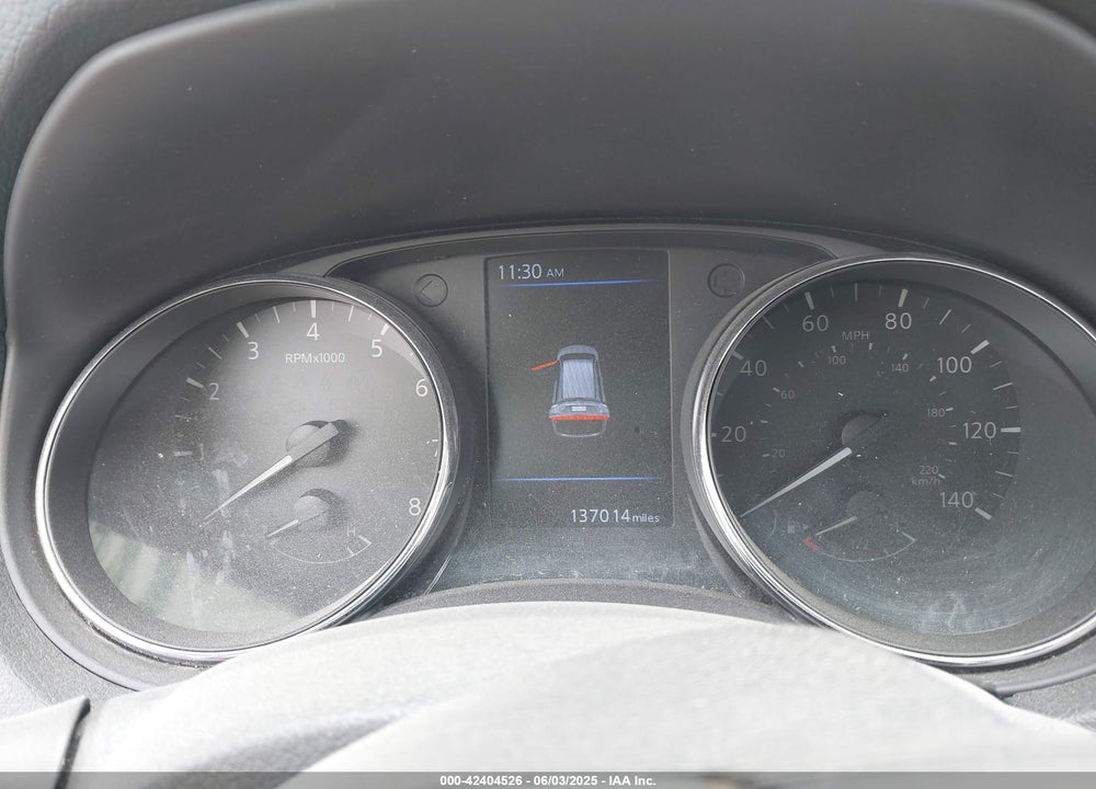 2018 NISSAN ROGUE VIN: 5N1AT2MVXJC831398