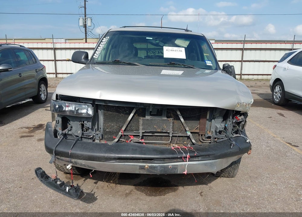2005 CHEVROLET TAHOE LS VIN: 1GNEC13T65R114197