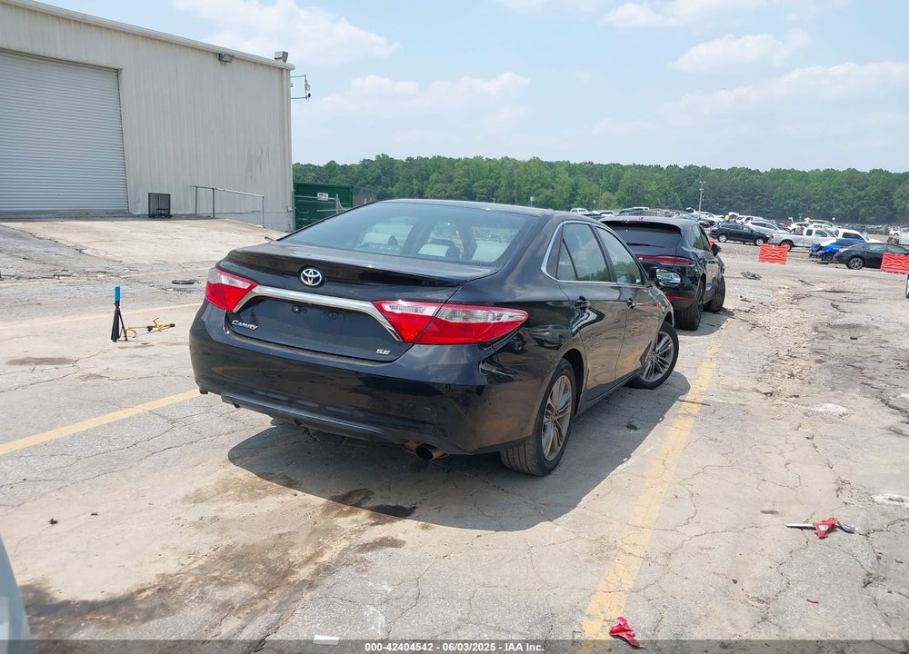 2015 TOYOTA CAMRY SE VIN: 4T1BF1FK9FU105820
